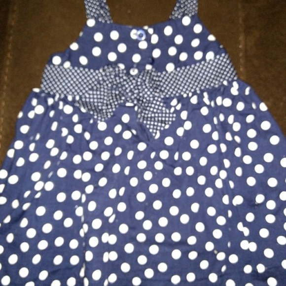 Sold 👶👗 - Picture 2 of 3